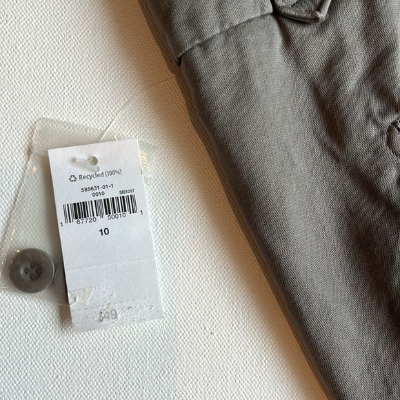 Gap Cotton Sateen Cropped Cargo Pants-Gray-NWT- Size 10 - Picture 8 of 8